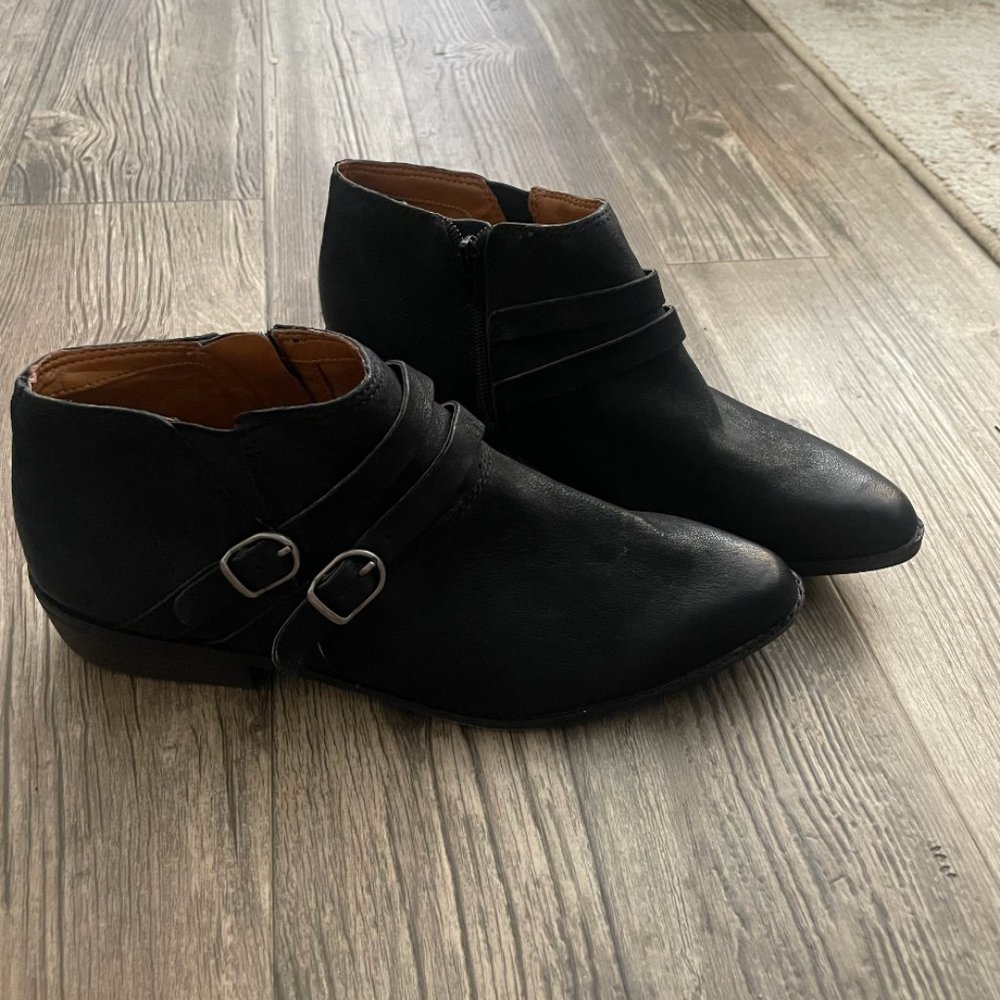 ⭐️ Buckle Bootie Strap Boho Peasant Hipster Hippie Art Party Classy Farm Boots